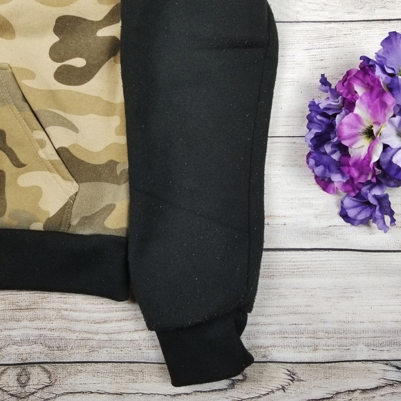 ❁Brown camouflage hoodie❁ - Picture 3 of 4